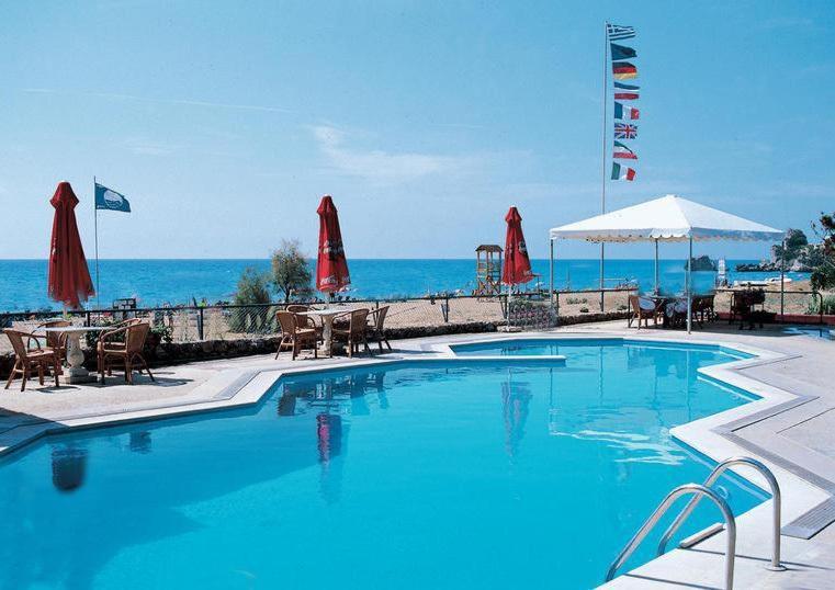Sea View Maisonette Glyfada Beach Buitenkant foto