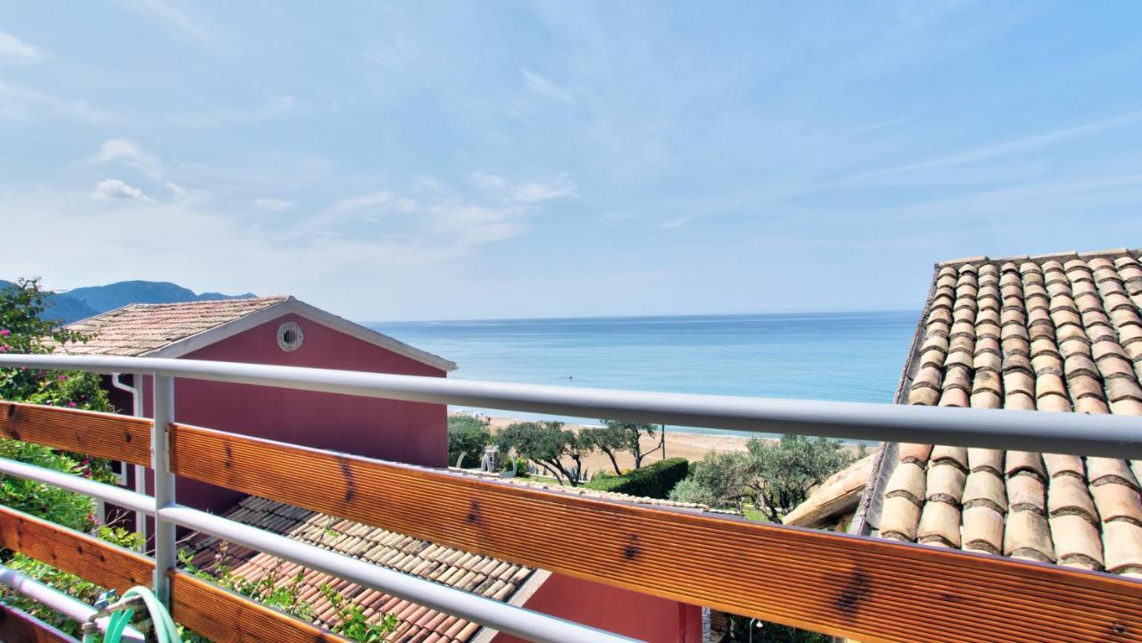 Sea View Maisonette Glyfada Beach Buitenkant foto